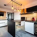 Le Mimosa - Chic & Calme Avec Piscine Apartment *