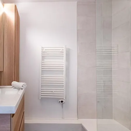 Le Mimosa - Chic&calme Avec Piscine Appartamento *