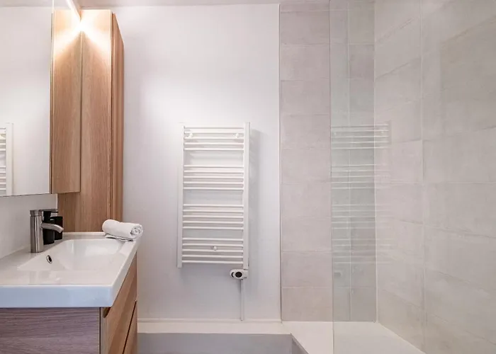 Le Mimosa - Chic & Calme Avec Piscine Apartment *