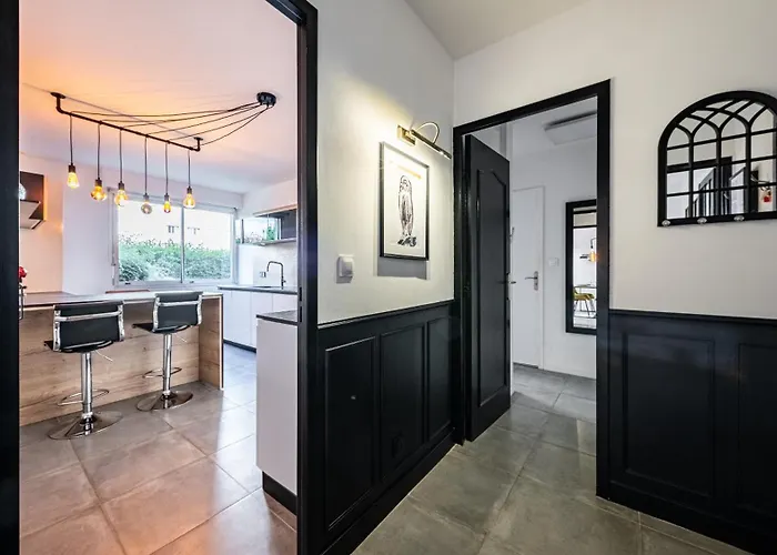 アパート Le Mimosa - Chic & Calme Avec Piscine ディジョン